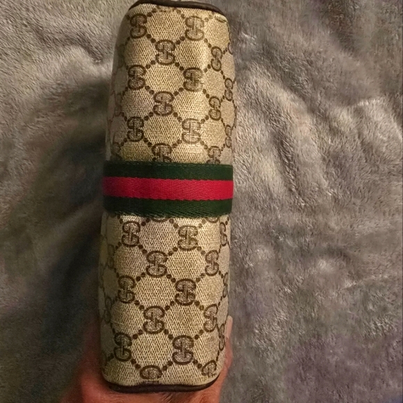 GUCCI Beige & Brown VINTAGE Ophidia Bag W Classic GG Monogram & Red/Green Stripe - Picture 5 of 8